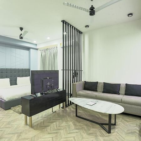 Bedchambers Serviced Apartments - Cyber City Gurgaon Exteriör bild