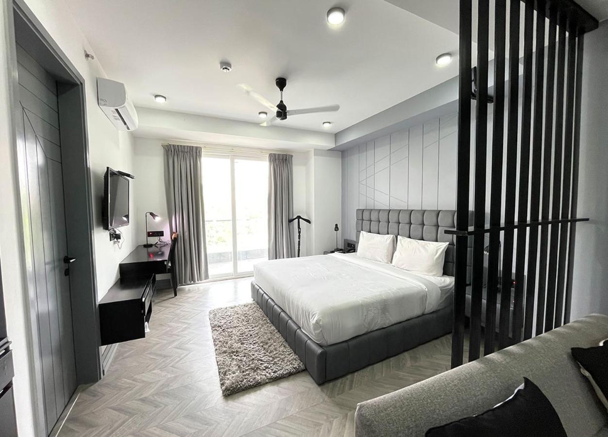 Bedchambers Serviced Apartments - Cyber City Gurgaon Exteriör bild