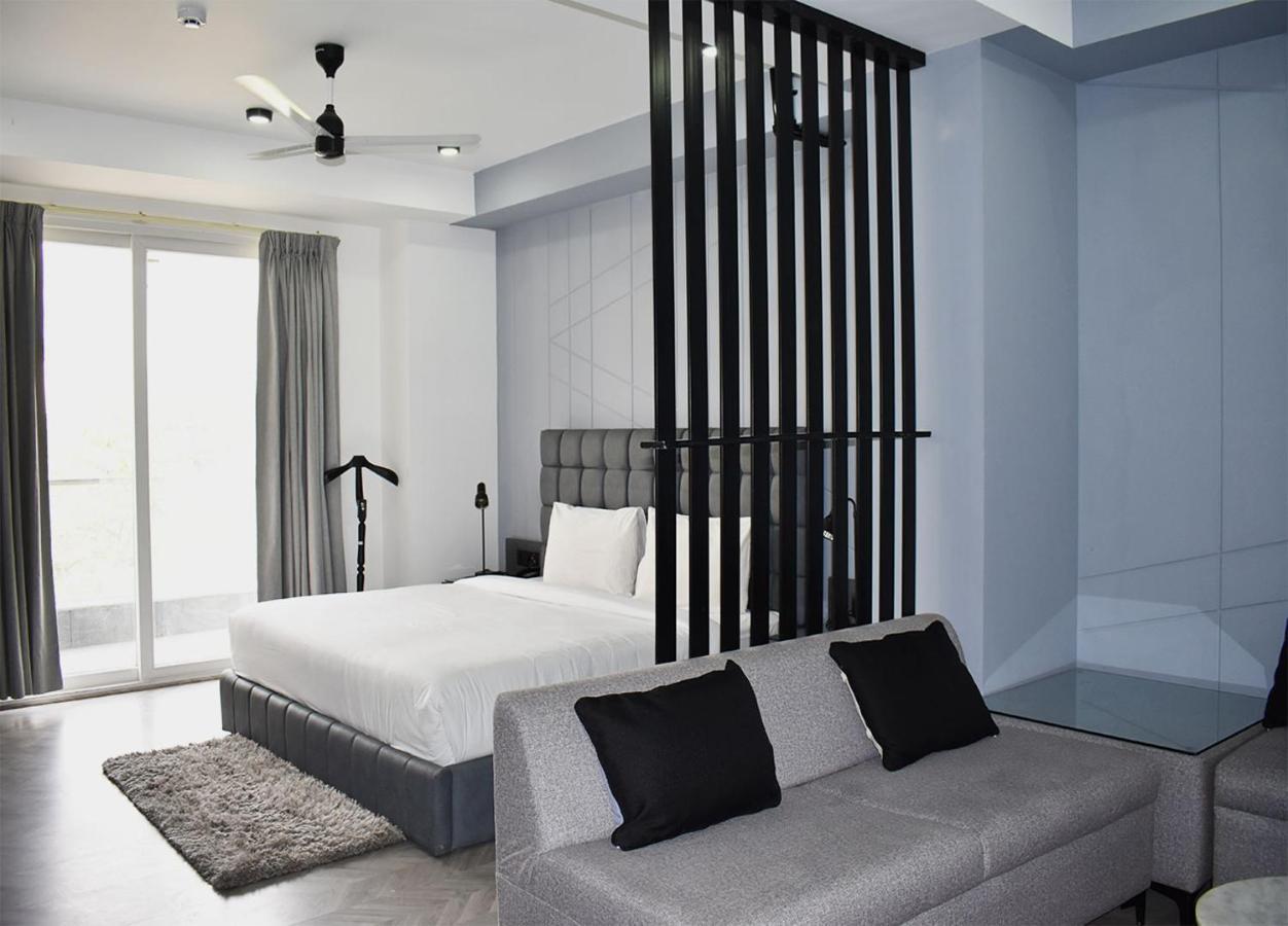 Bedchambers Serviced Apartments - Cyber City Gurgaon Exteriör bild