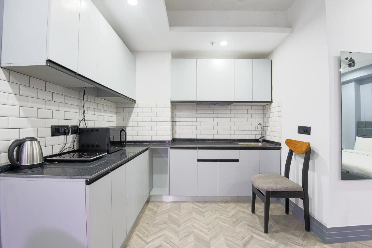 Bedchambers Serviced Apartments - Cyber City Gurgaon Exteriör bild